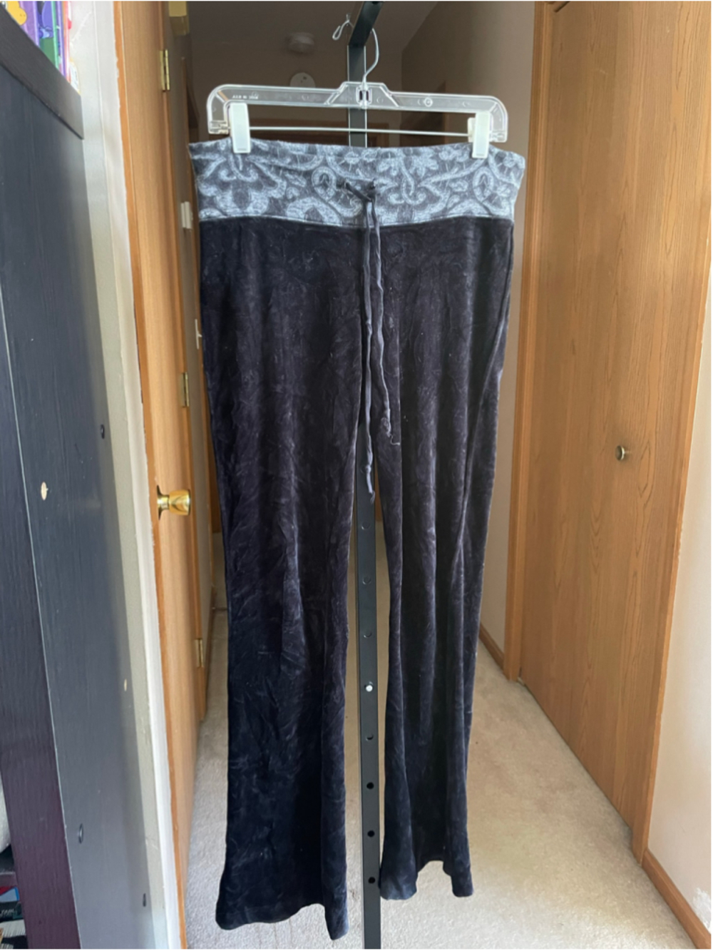 Women's Pink Lotus Black & Gray Velour Joggers S